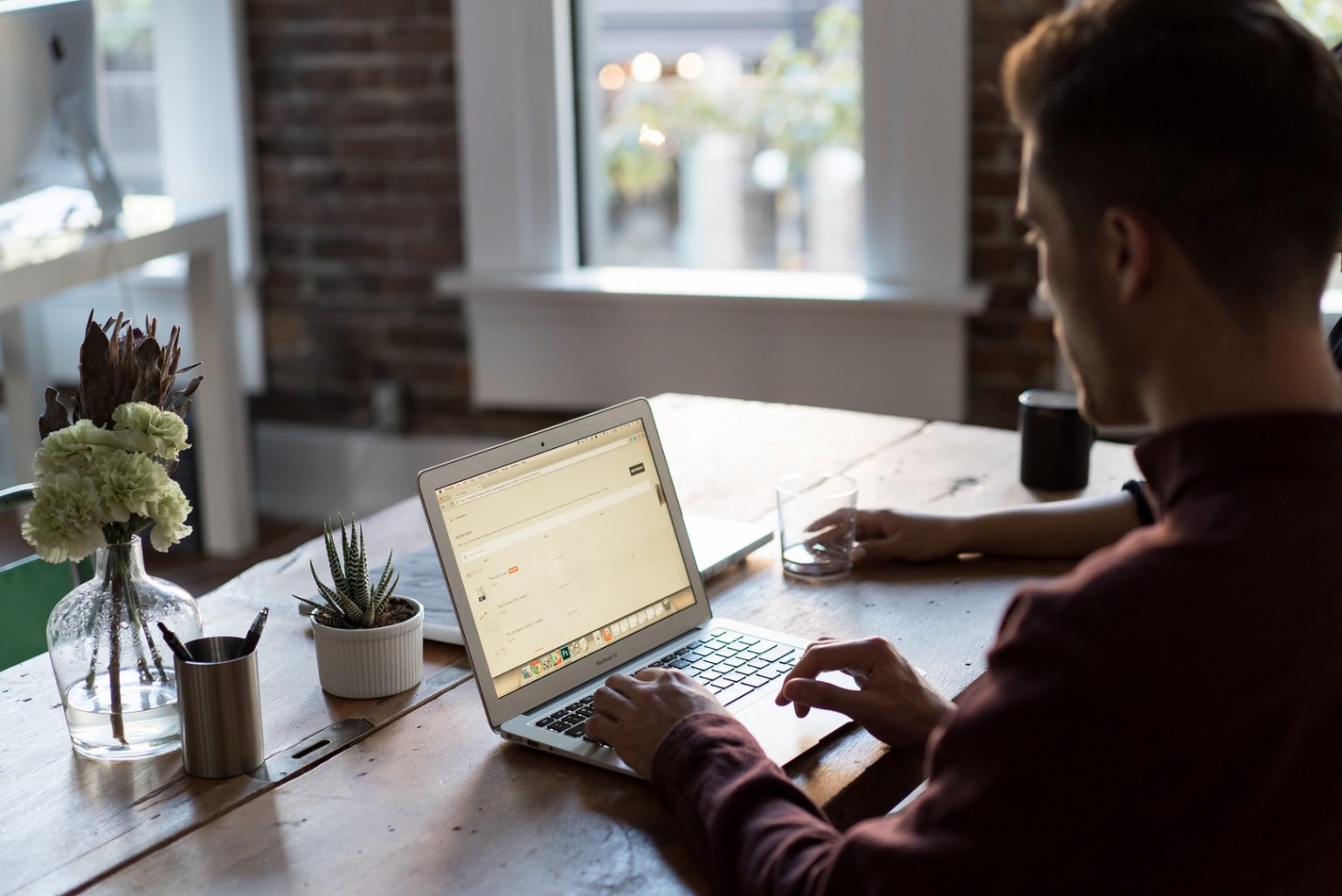 Boost Website SEO with Guest Posting Services